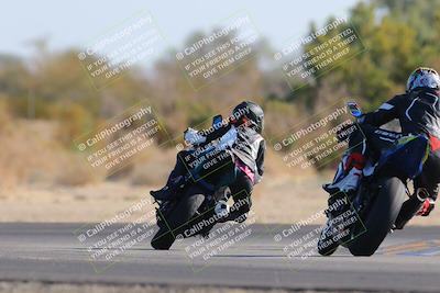 media/Dec-18-2022-SoCal Trackdays (Sun) [[8099a50955]]/Turn 7 Backside (1125am)/